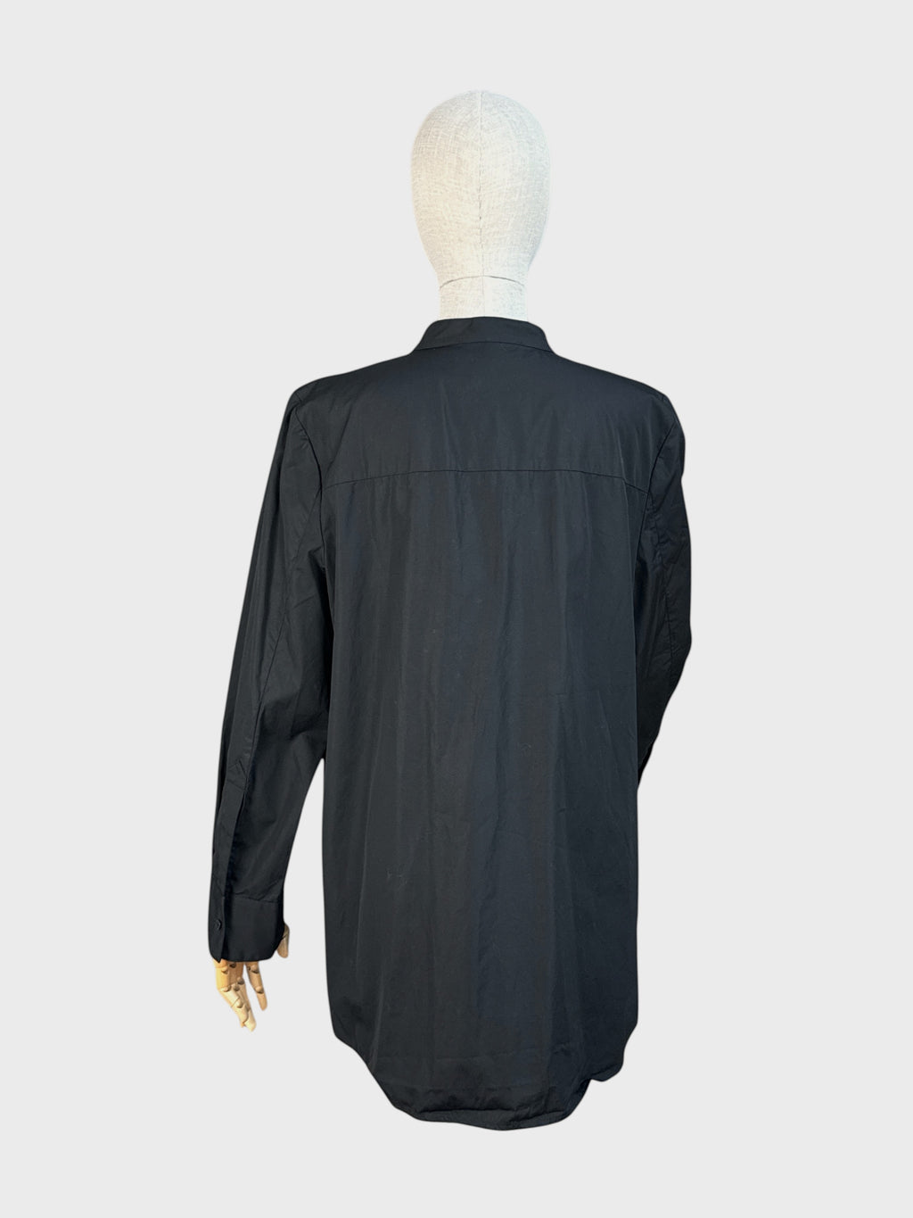 Long black lace shirt by Judith &amp; Charles