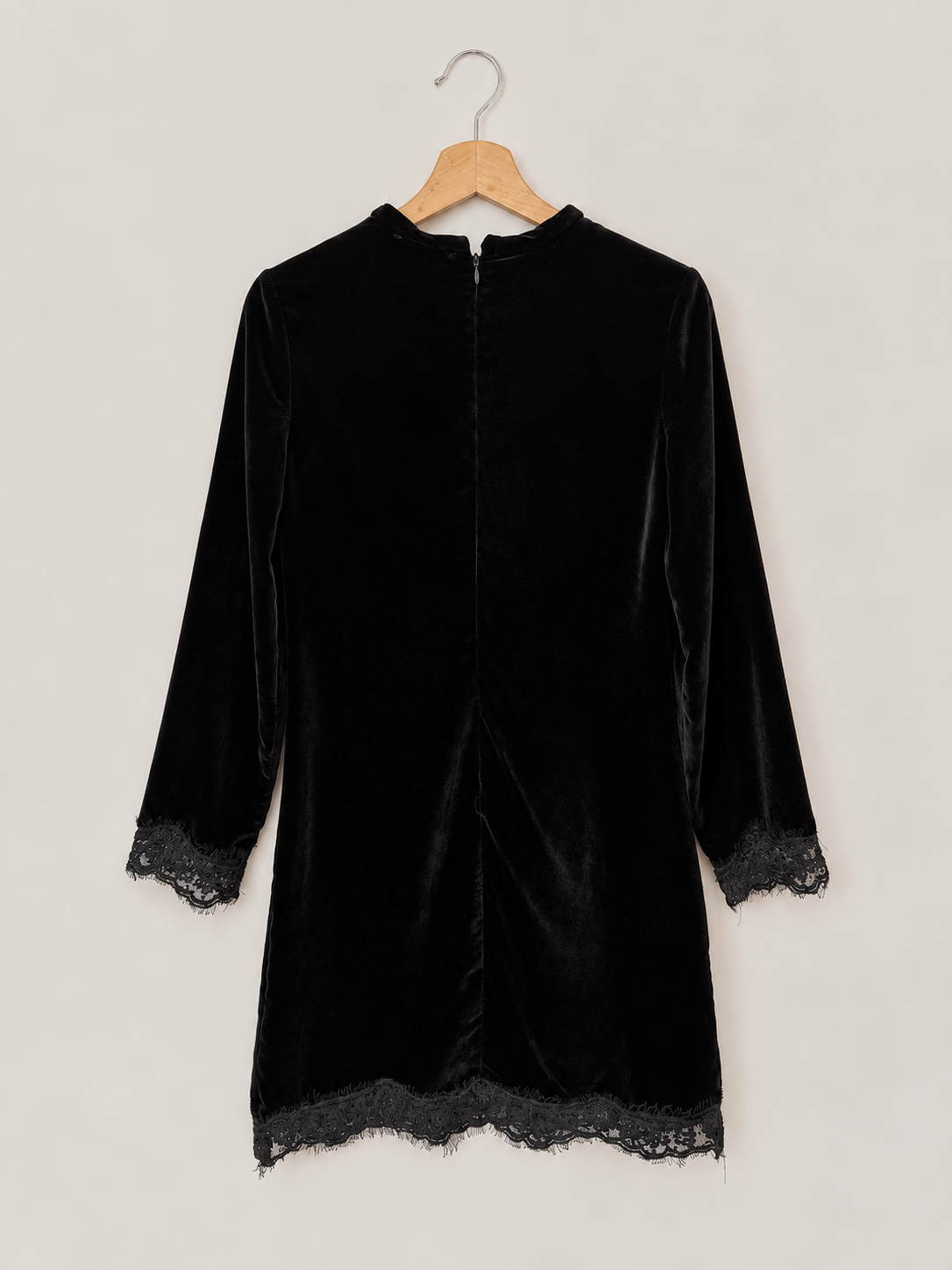 Robe velours dentelle Noir Sandro