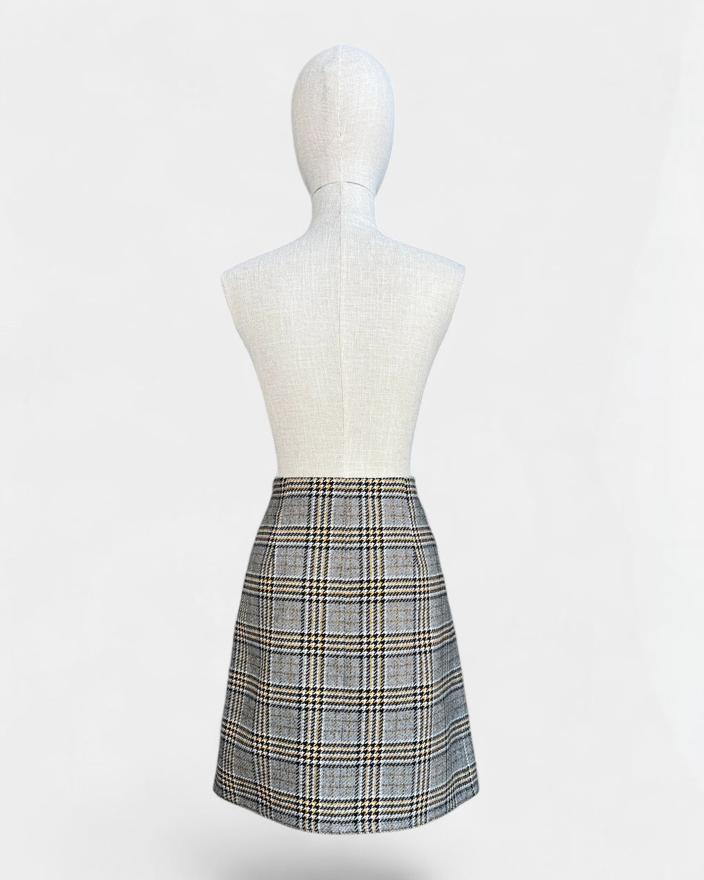 Judith &amp; Charles Plaid Skirt – Size 8