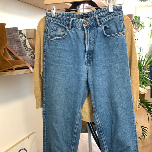 Zara jeans size 24