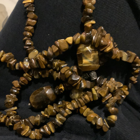 Amber stone necklace