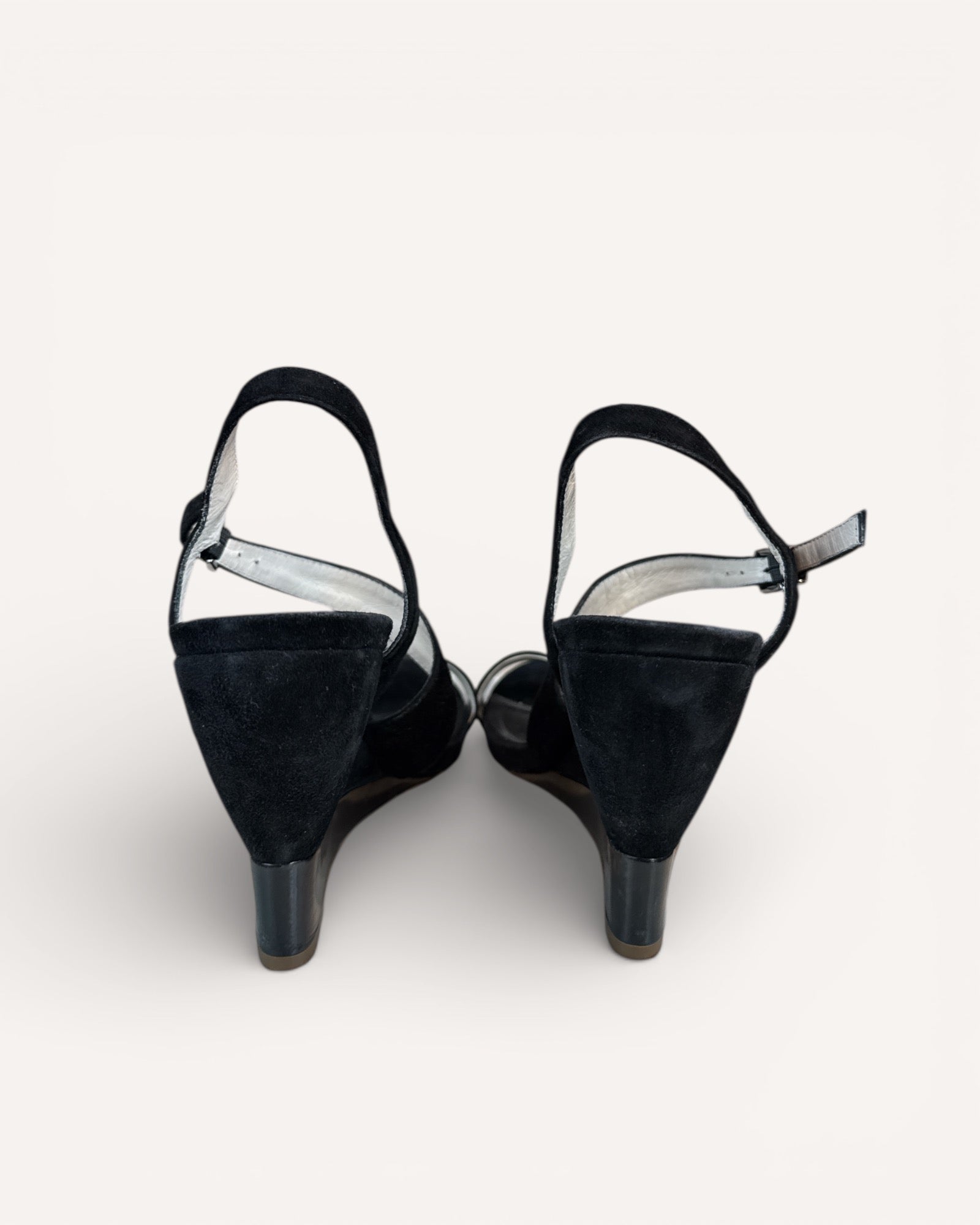 Black leather and suede Jill Sanders heels