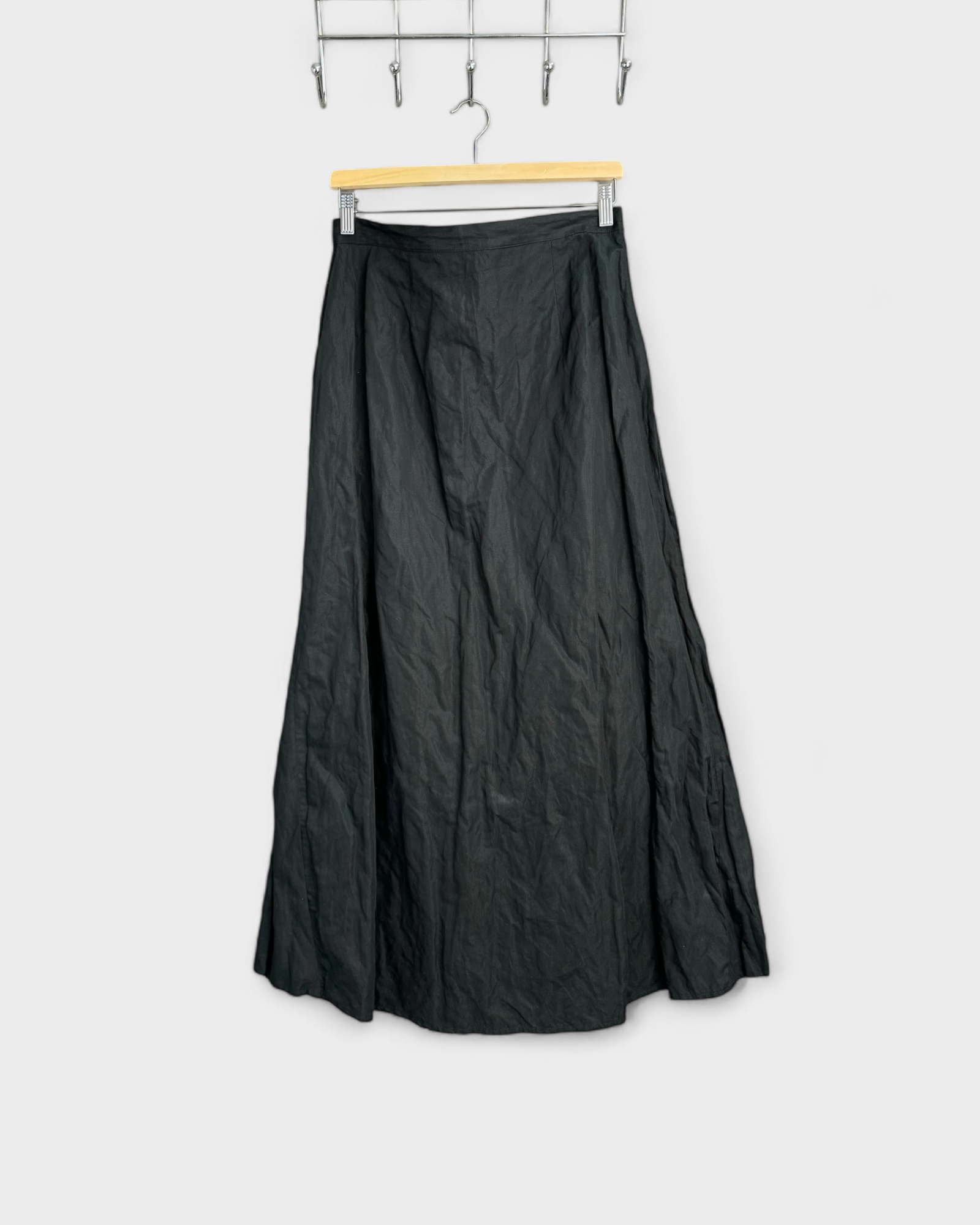Black skirt, Sarah Pacini, 2