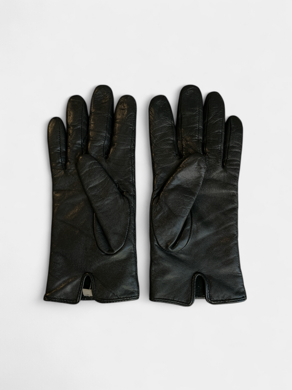 Black leather gloves, 1, 2, 3, L