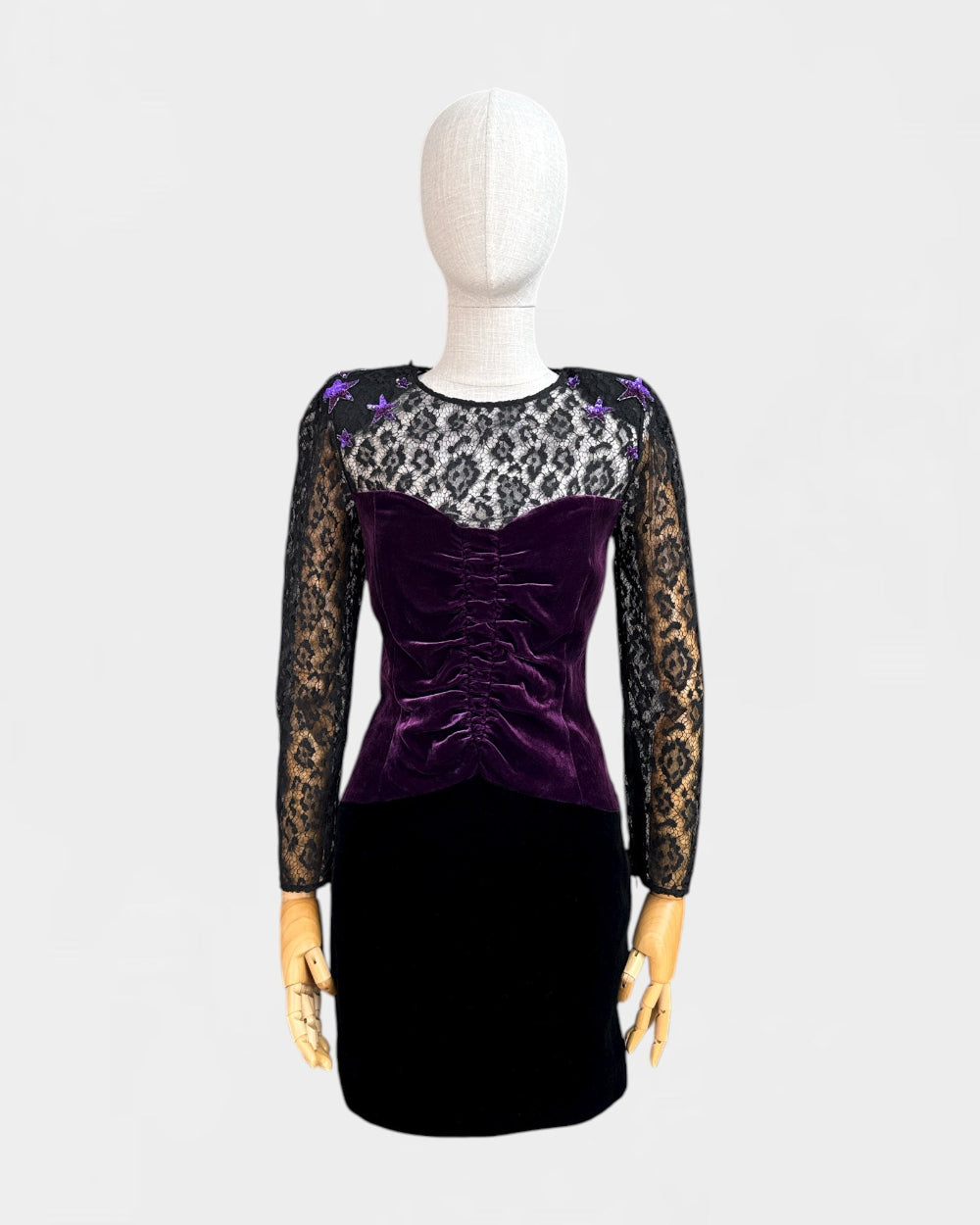 Dundas lace and velvet dress, size 40.