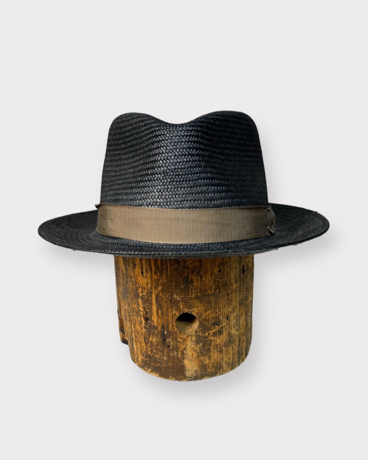 Fedora en paille noire et marron, Magill