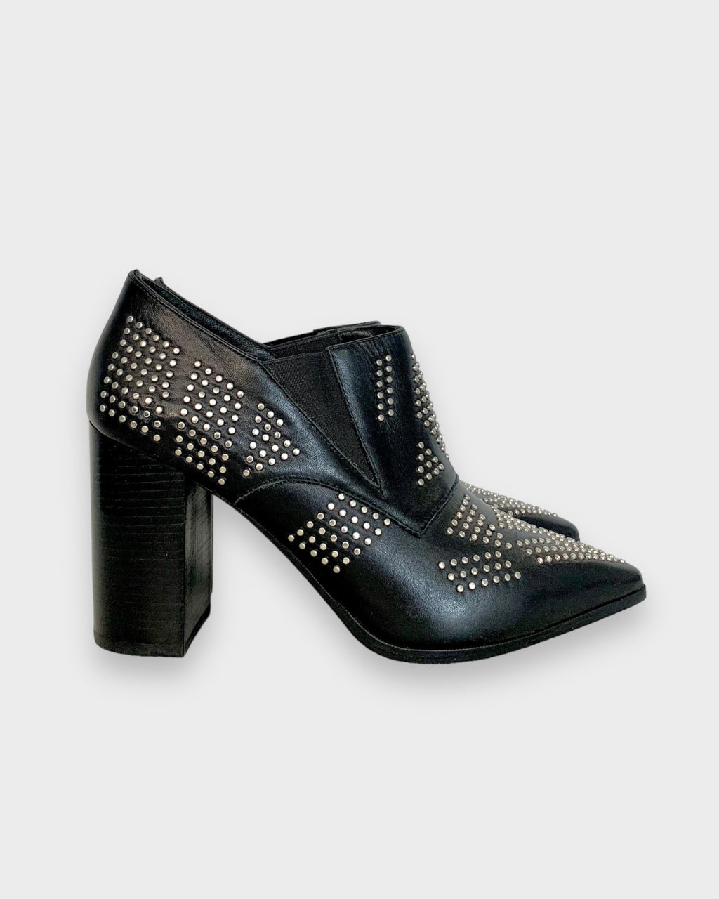 Studded shoes, See by Chloé, 39